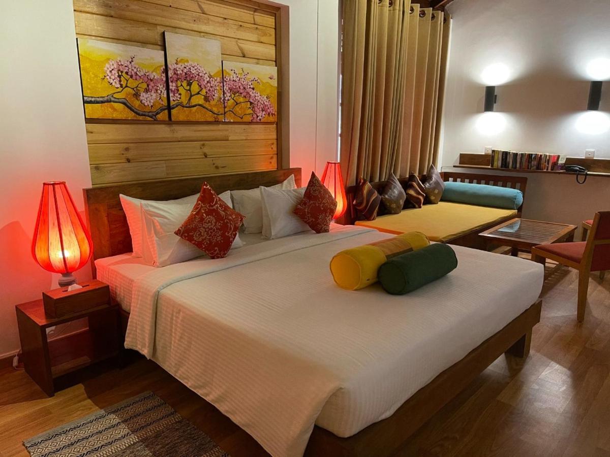 Rockside Cabanas Hotel Unawatuna Extérieur photo
